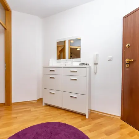 With Parking Space - 24138 Appartement