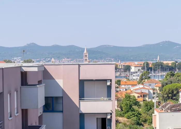 Appartement With Parking Space - 24138